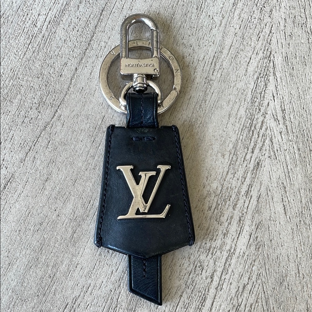 Louis Vuitton Cloche Key Holder